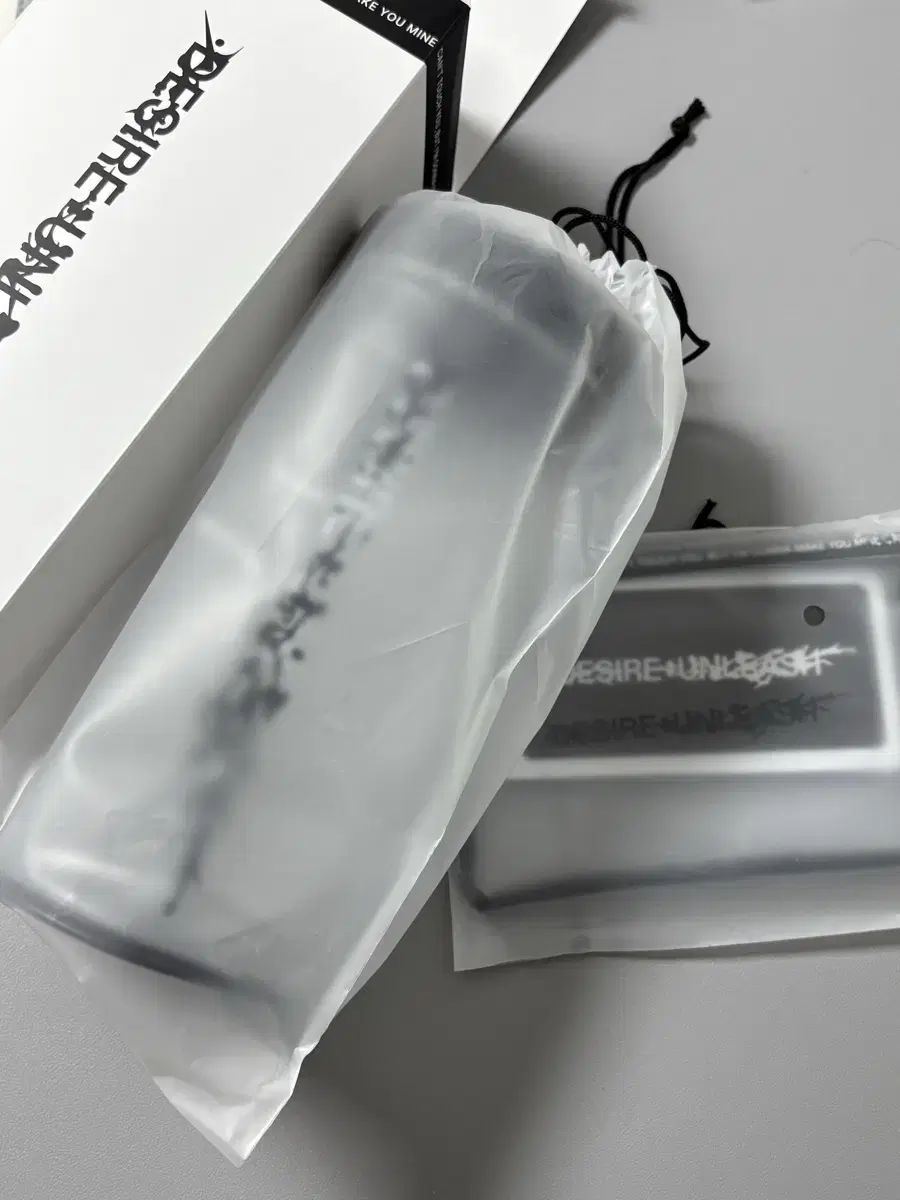 (Bulk) Enhyphen showcase, broadcast reverse jo-gong pow pouch wts