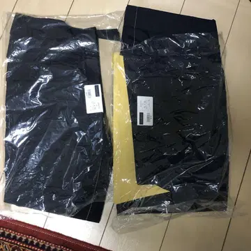 타카시마야에서 구매한 스커트 2점 묶음 미사용 새상품