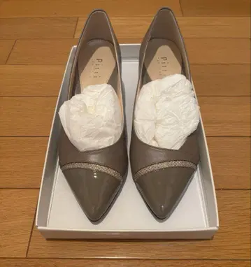 pitti feminine 펌프스