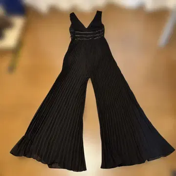 GUESS 블랙 드레스 팬츠 스타일