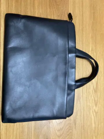 블랙 가죽 비즈니스 백