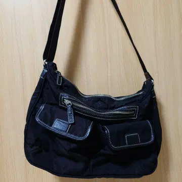 Sazaby 블랙 숄더백