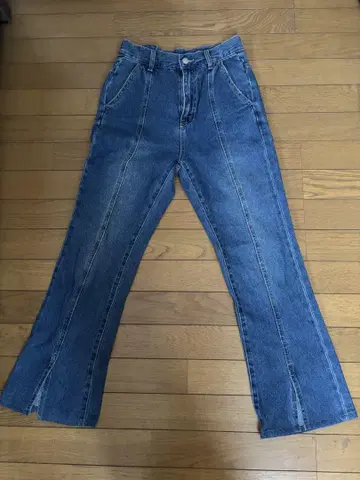 블루 부츠 컷 데님