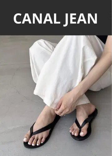 CANAL JEAN 완판템 가죽 플랫 샌들 블랙 38 사이즈