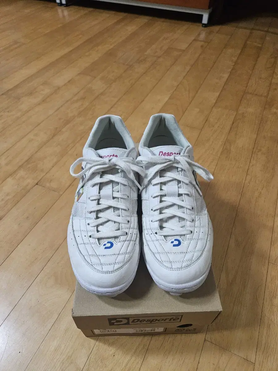 Desporte New riwoo LL 265 TF Futsal Shoes