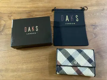 DAKS 체크 무늬 3단 폴더형 지갑