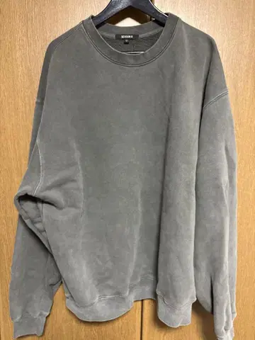 YEEZY SEASON 6 크루넥 맨투맨