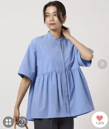유나이티드 애로우즈 페플럼 숏 슬리브 블라우스 라이트 블루