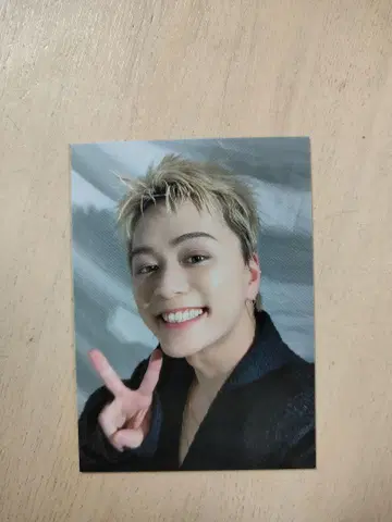 히타 타츠타 사진 카드 시크레