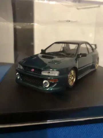 임프레자 STI 환상의 22B WRC 메탈릭 그린