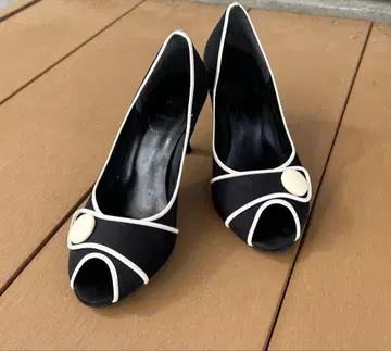 여성용 펌프스 23.5cm