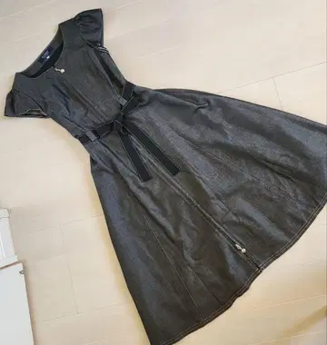 엠즈 그레이시 원피스 M38 블랙 데님 허리 주름 스티치