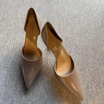 베이지 스틸레토 하이힐