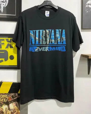 Nirvana 티셔츠