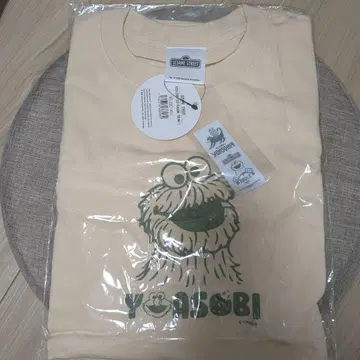 YOASOBI 세서미 스트릿 T셔츠 L 사이즈
