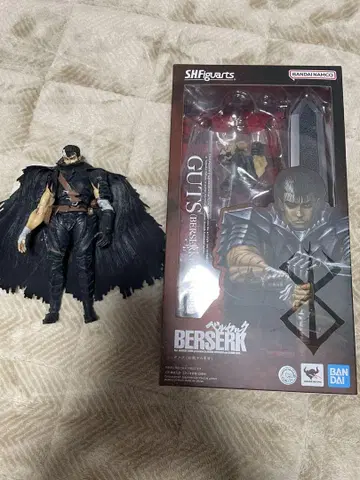 SHFiguarts 갓츠 광전사 갑옷 피규어 하자품