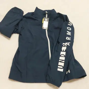 언더아머 윈드 브레이커 MD 여성용 트리코 우븐