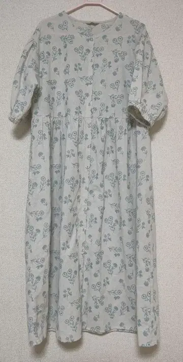 사만사 모스모스 SM2 원피스 자수 시착만 한 상품