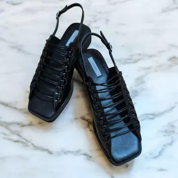 Ameri VINTAGE BUNDLING SANDAL 블랙 미사용 새상품