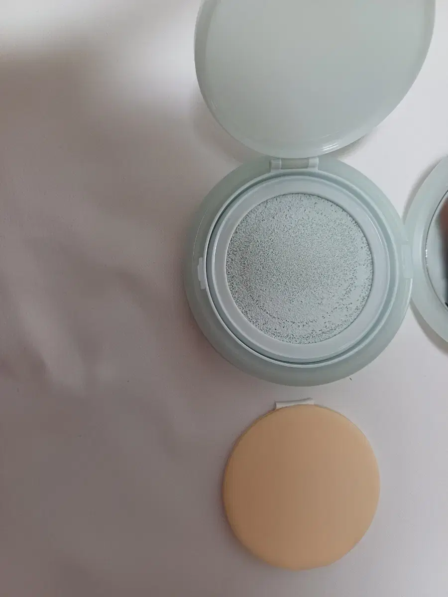 Peripera Tone-Up Sun Cushion