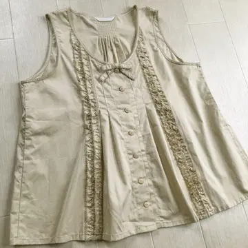 카네코 이사오 피코 레이스 프릴 베이지 블라우스