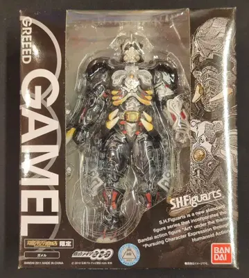 반다이 S.H.Figuarts 가면라이더 오즈 가멜