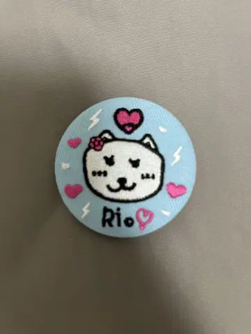 NiziU LOVELINE 한국 굿즈 랜덤 캔뱃지 리오