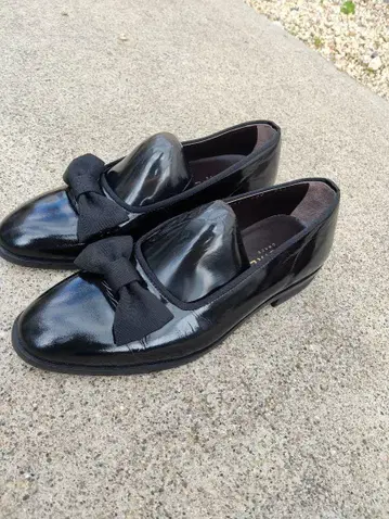 SOCIAL 블랙 로퍼 리본 포함