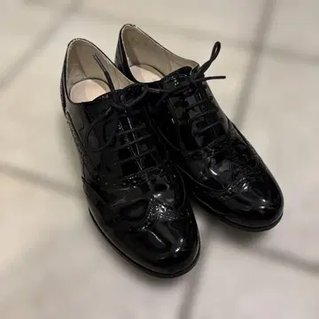 클락스 Hamble Oak / 햄블 오크 블랙 패턴트 레더
