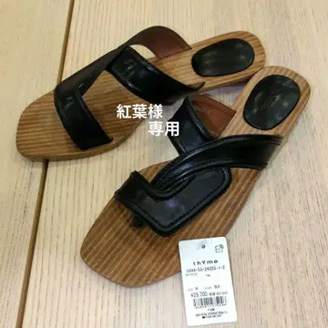 t h Yme / 비대칭 샌들