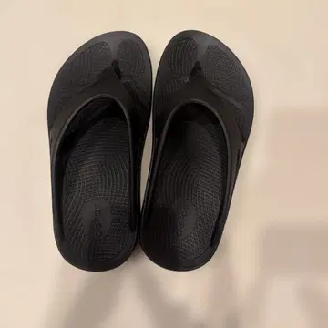 OOFOS 우포스 샌들 EU37
