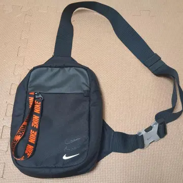 Nike 숄더백 블랙