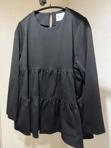 OHGA 마쉬멜로우 상의
