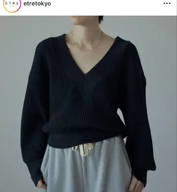 ETRE TOKYO 네이비 니트