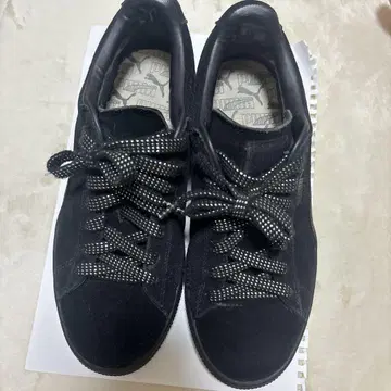 Puma 블랙 스웨이드 23.5