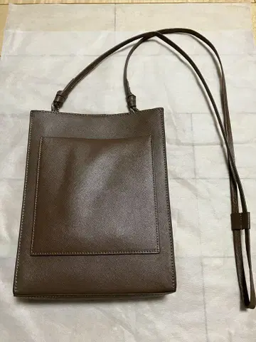 브라운 숄더백 심플