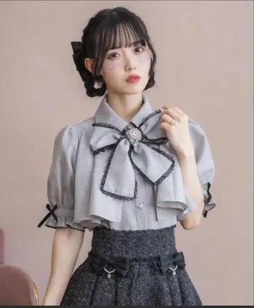 ROJITA 요크 플레어 보타이 블라우스
