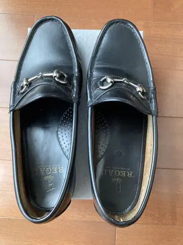 REGAL 블랙 피트 로퍼