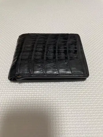 FUGA 블랙 가죽 접이식 지갑