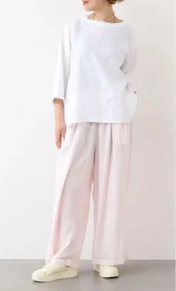 JOURNAL STANDARD LUXE 소프트 린넨 턱 프릴 블라우스
