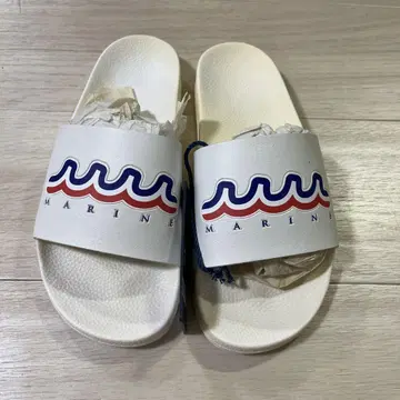 MARINE 파도 무늬 슬라이드 샌들
