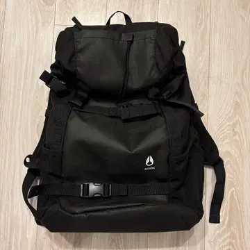 닉슨 백팩