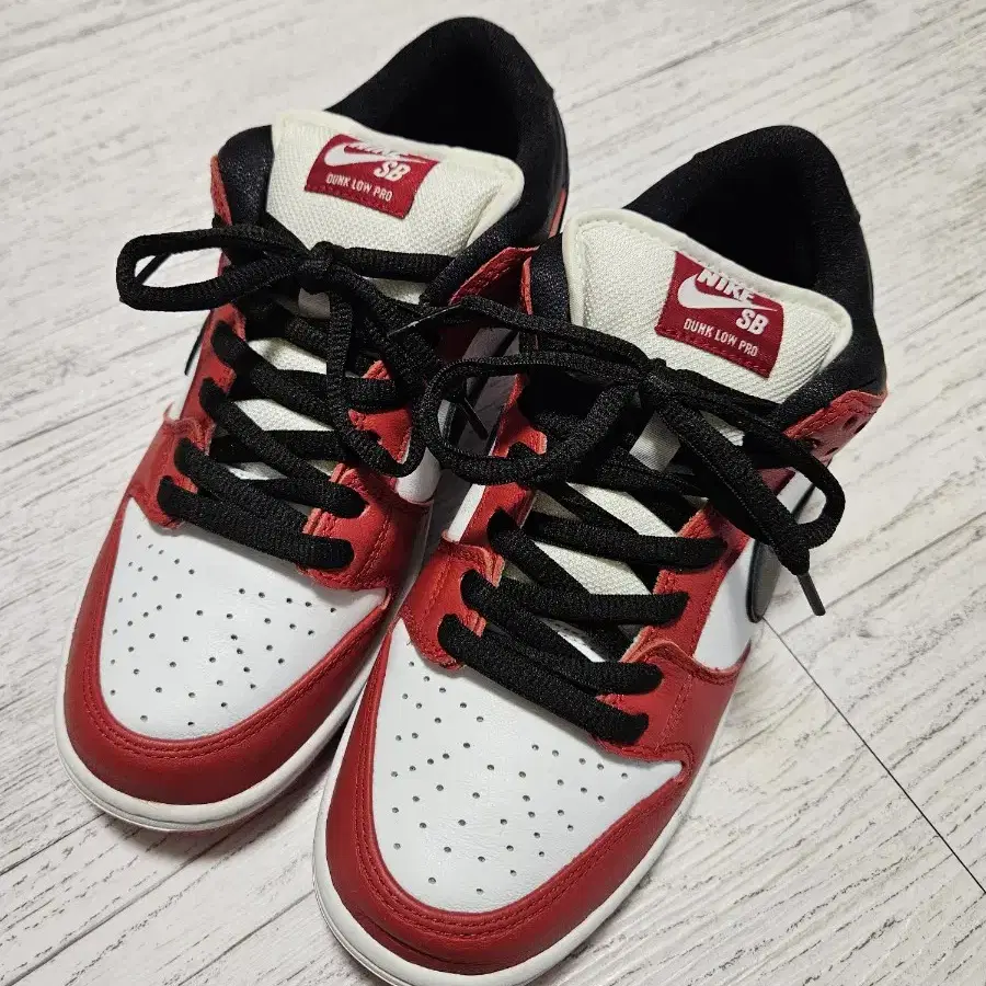 専用出品20 NIKE(ナイキ) SB ダンク ロー プロ シカゴ 260 サイズ（SB