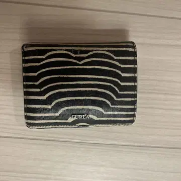 FURLA 스트라이프 접이식 지갑