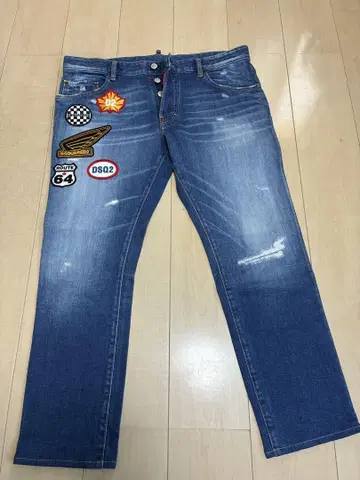 새상품급 DSQUARED2 패치 데님 팬츠 54 레어