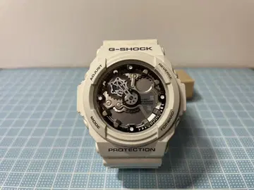 G-SHOCK 화이트 투명 다이얼