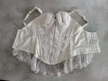 화이트 코르셋 c65 레이스 장식