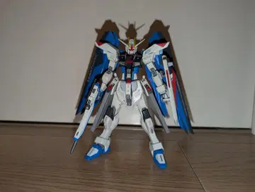 로봇혼 프리덤 건담