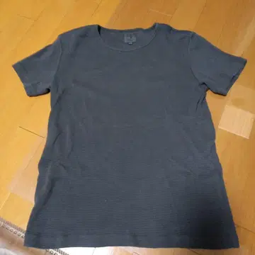 CALVIN KLEIN 티셔츠