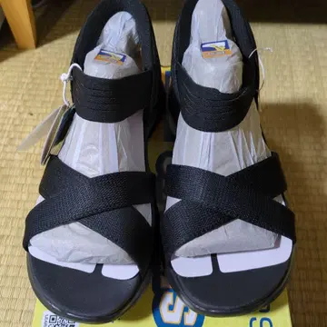 스케쳐스 샌들 24cm